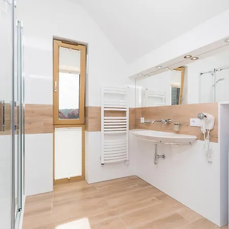 Holiday House Posejdon By Renters Prestige * 쿠크제보