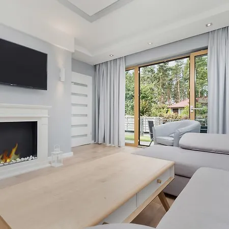 펜션 Holiday House Posejdon By Renters Prestige *
