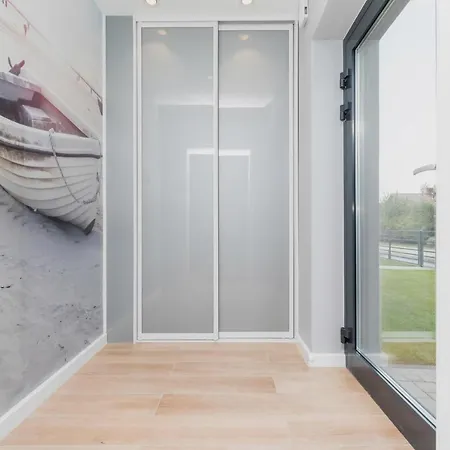 펜션 Holiday House Posejdon By Renters Prestige 쿠크제보