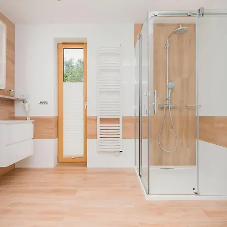 Holiday House Posejdon By Renters Prestige * 쿠크제보